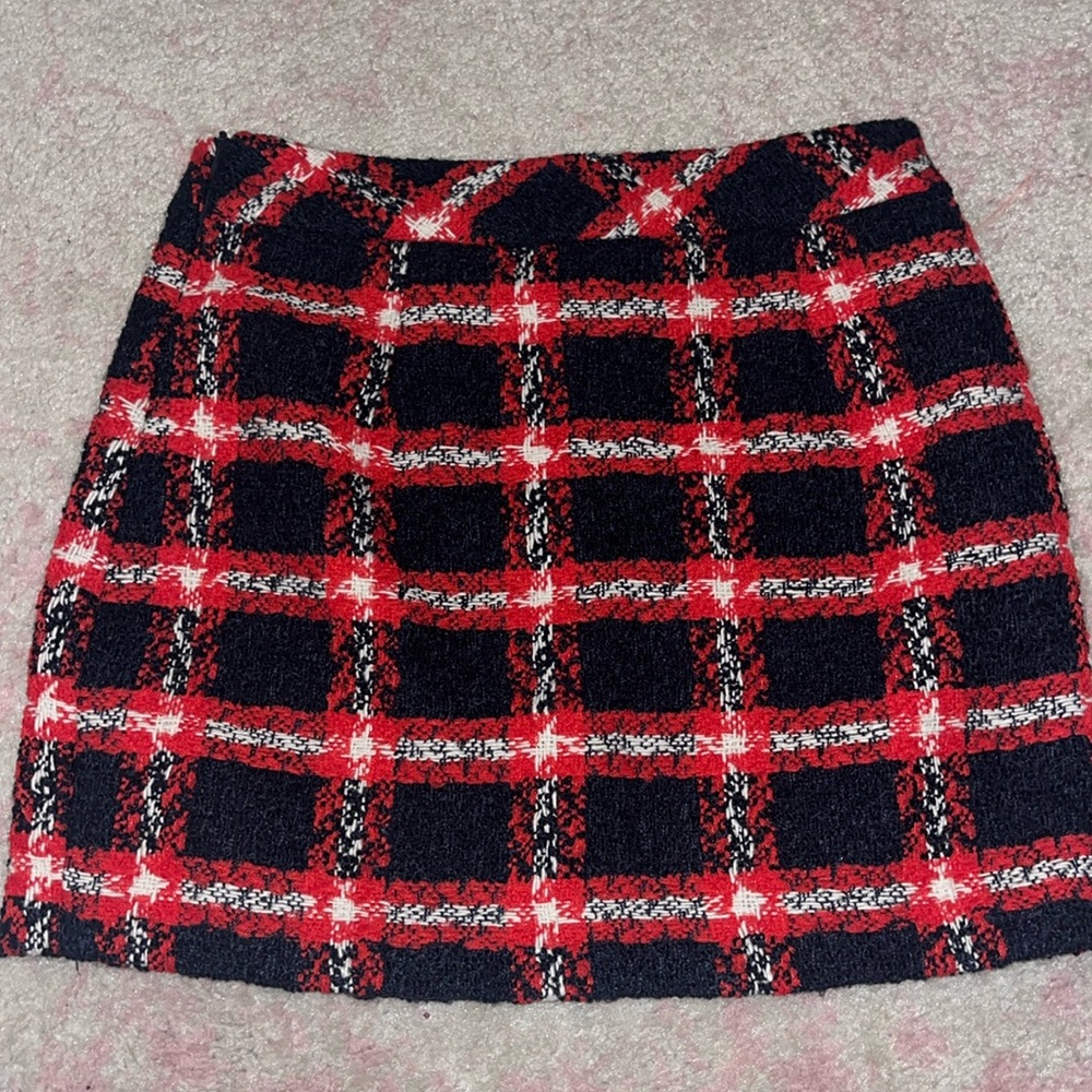 Tweed mini skirt